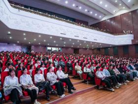 360 “纳米AI校园行”走进河南,多维度培育智能体人才